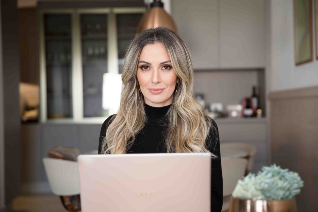 Mulheres Na Liderança Da Tecnologia. Empresa De Gestão De Fornecedores Atua No Desenvolvimento De Soluções Para Governança, Compliance E Gestão Da Cadeia De Suprimentos.